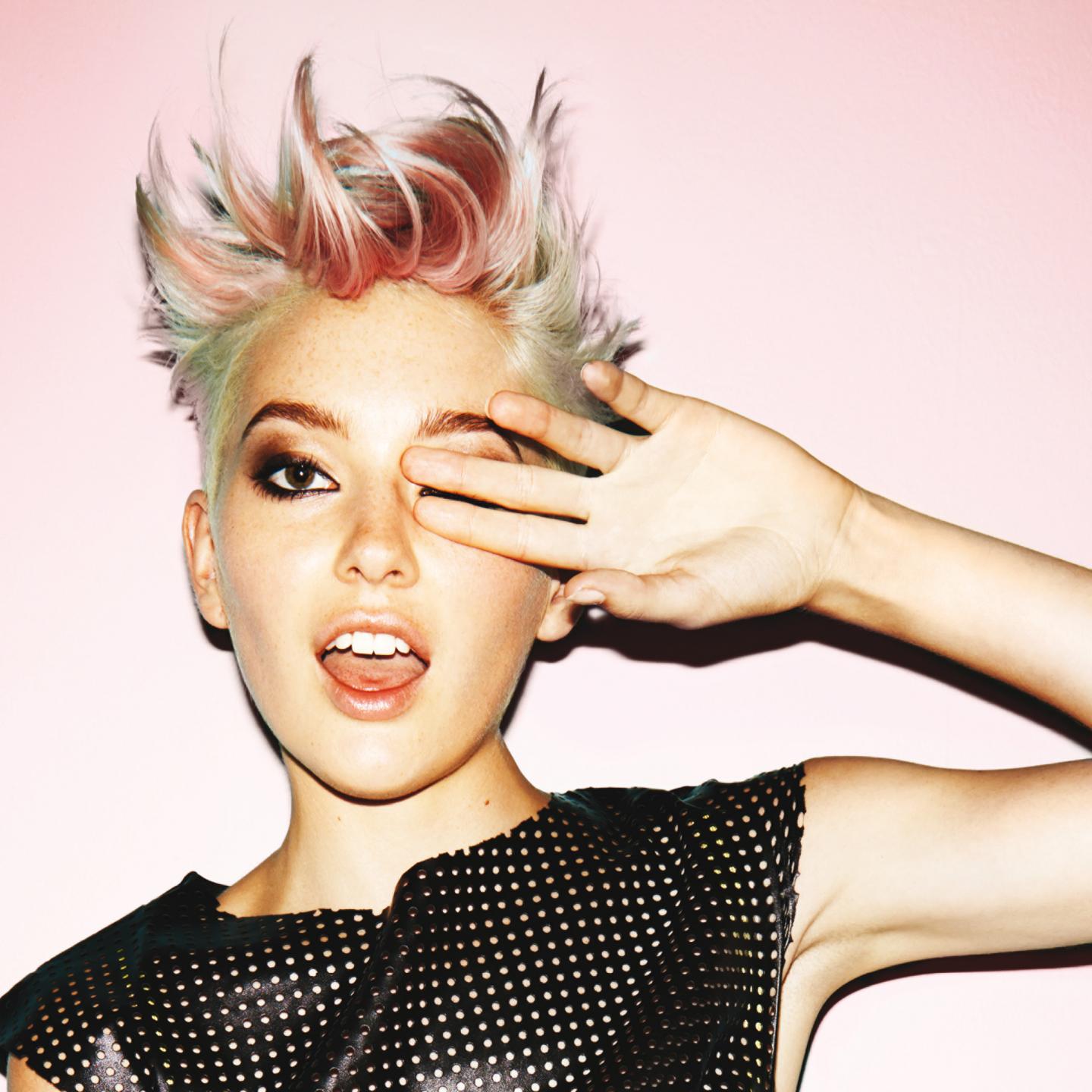 Renee-Pink_compleet